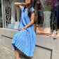 Sleeveless pleated simple solid colour dress