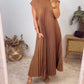 Sleeveless pleated simple solid colour dress