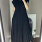 Sleeveless pleated simple solid colour dress
