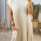 Sleeveless pleated simple solid colour dress